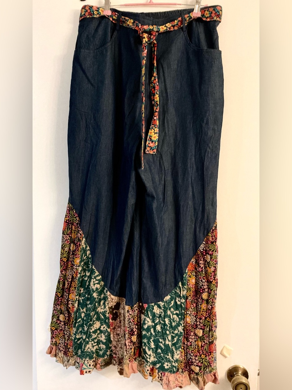 💕 Bohemian Wide Leg Jeans